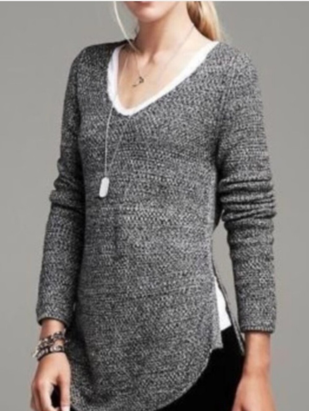 Banana Republic Black Marbled Knit Side Zip V-Neck Sweater Women's Medium EUC
